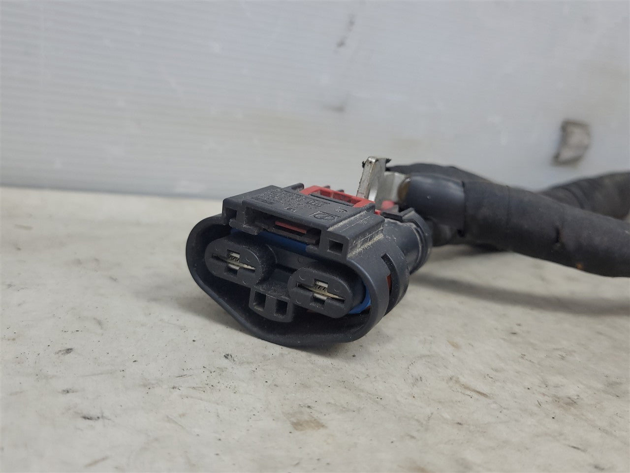 Used OEM 2019-2025 SIERRA SILVERADO POWER STEERING TO BATTERY WIRING, actual item photo 3
