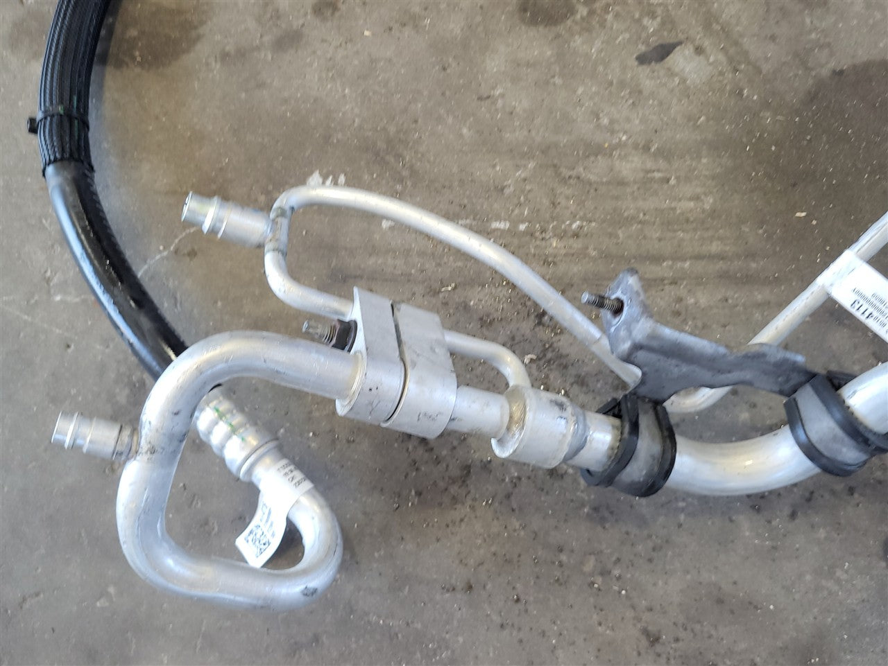 Used OEM 2019-2026 SIERRA SILVERADO AC LINES HOSES MANIFOLD 3 PIECES, actual item photo 6