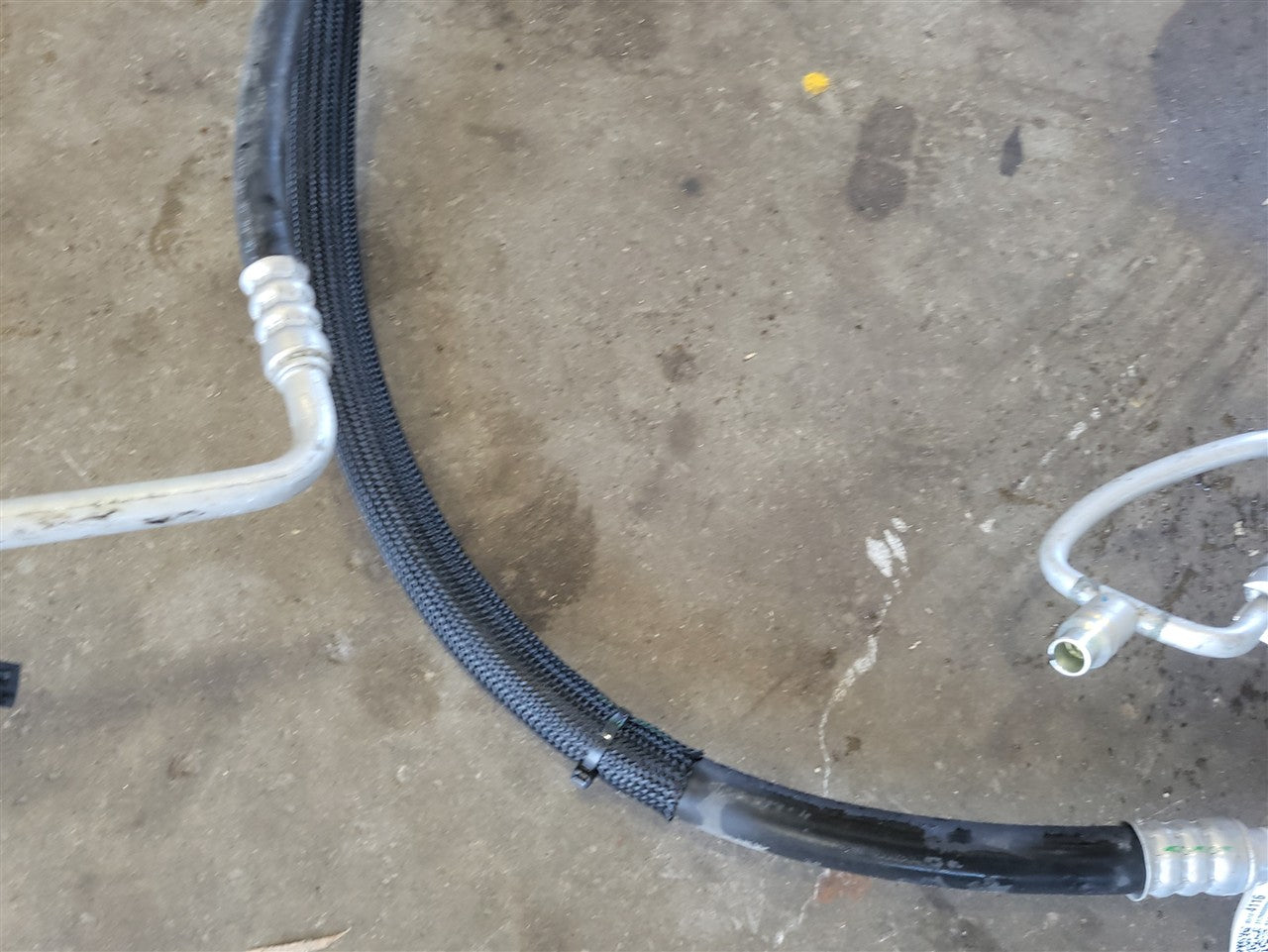 Used OEM 2019-2026 SIERRA SILVERADO AC LINES HOSES MANIFOLD 3 PIECES, actual item photo 8