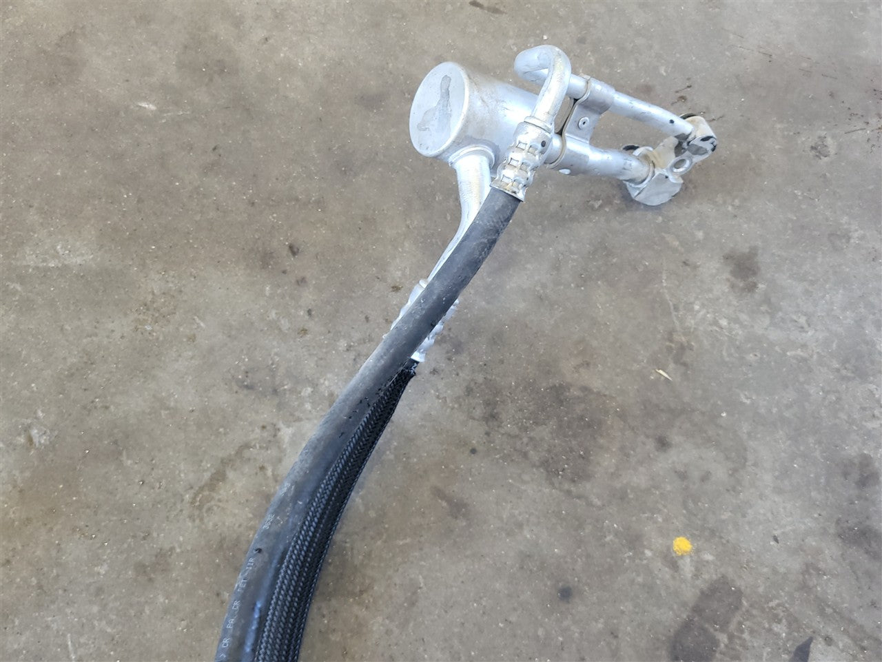 Used OEM 2019-2026 SIERRA SILVERADO AC LINES HOSES MANIFOLD 3 PIECES, actual item photo 12