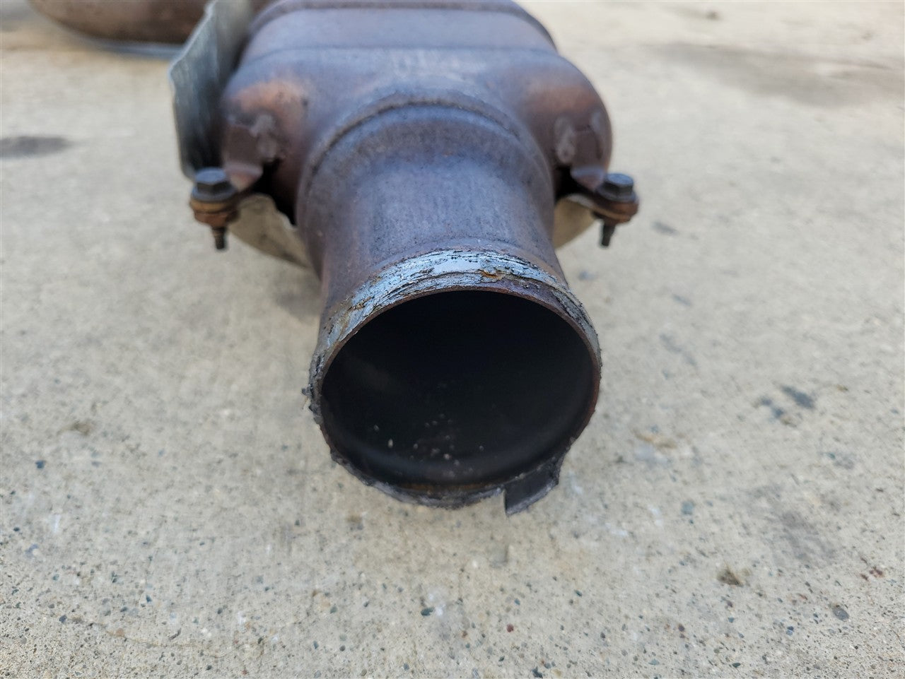 Used OEM 2016-2024 CAMARO 6 2L NPP DUAL MODE EXHAUST CATBACK AFM, actual item photo 4