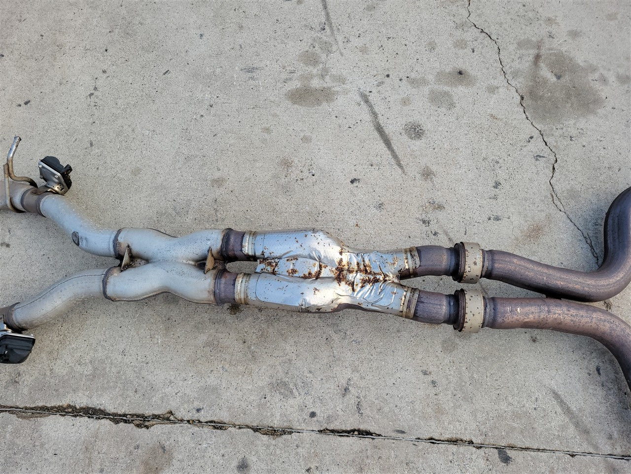 Used OEM 2016-2024 CAMARO 6 2L NPP DUAL MODE EXHAUST CATBACK AFM, actual item photo 6