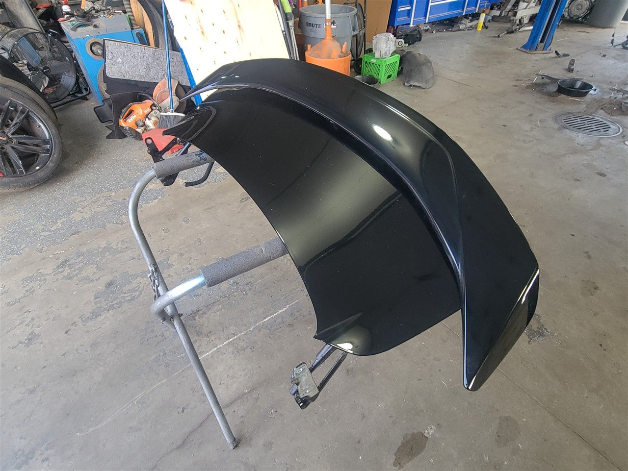 Used OEM 2016-2024 CAMARO DECKLID WITH SS SPOILER BLACK, actual item photo 6