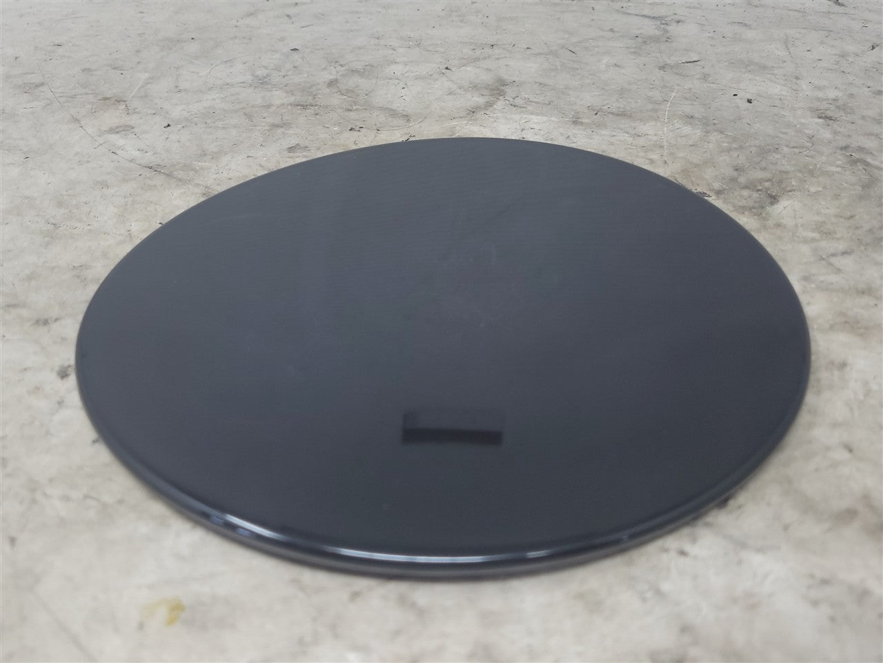 Used OEM 2016-2024 CAMARO GAS TANK FUEL FILLER DOOR BLACK GBA, actual item photo 2