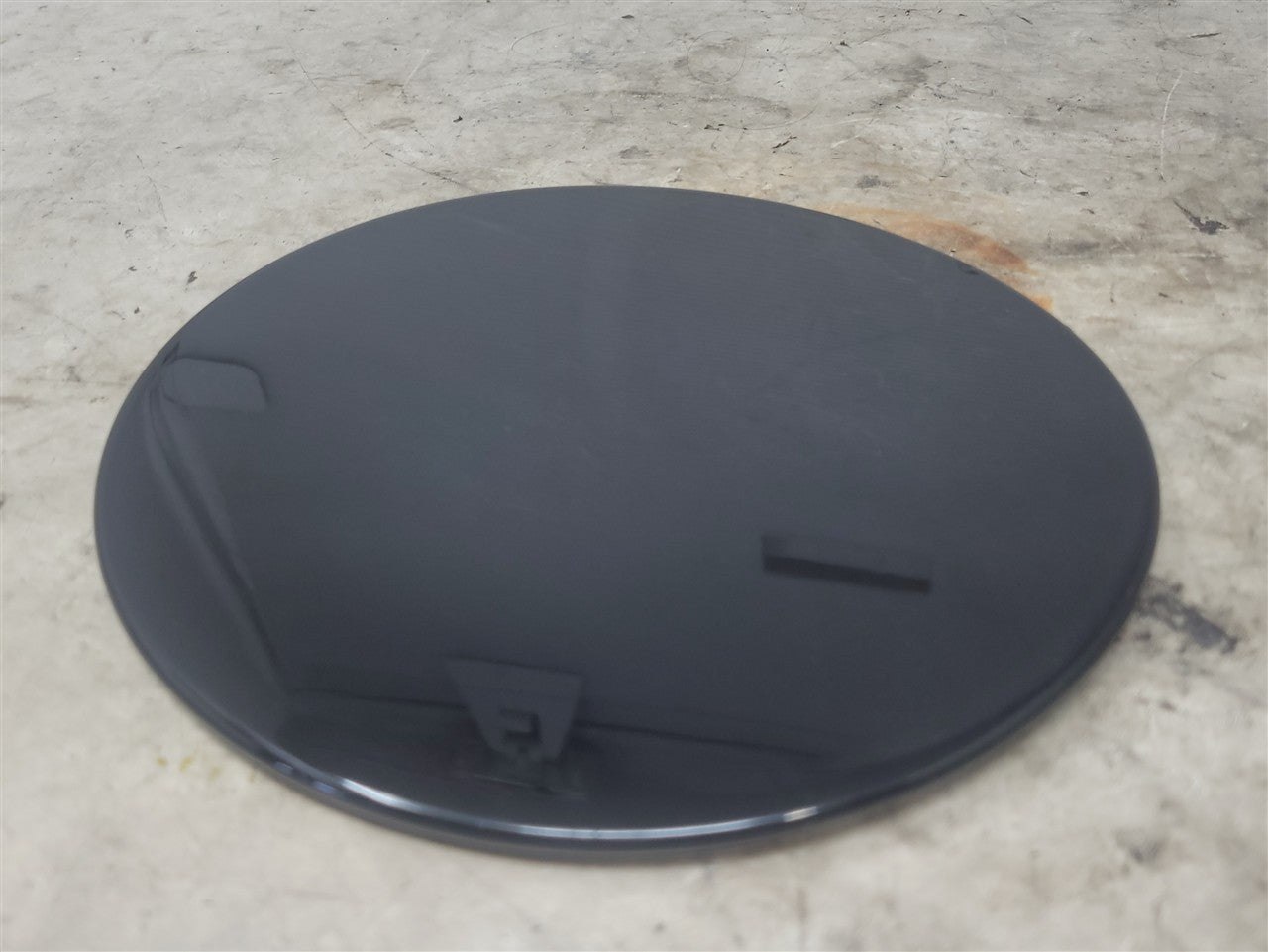 Used OEM 2016-2024 CAMARO GAS TANK FUEL FILLER DOOR BLACK GBA, actual item photo 3
