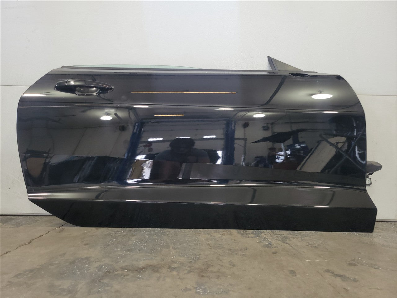 Used OEM 2016-2024 CAMARO FRONT DOOR PASSENGER RH BLACK GBA, actual item photo 7