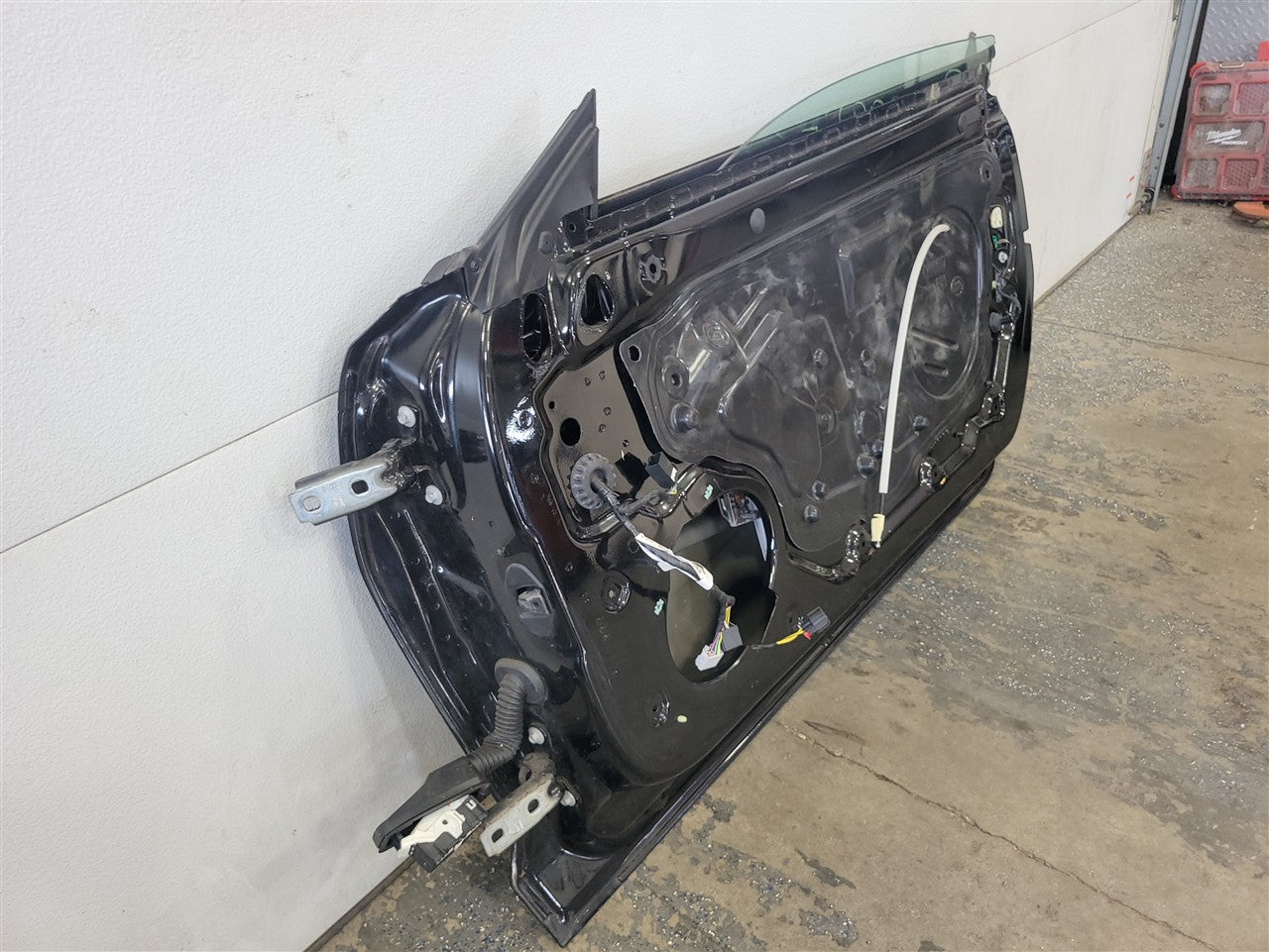 Used OEM 2016-2024 CAMARO FRONT DOOR PASSENGER RH BLACK GBA, actual item photo 13
