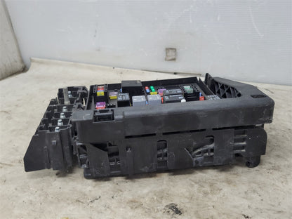 Used OEM 2018 CAMARO ENGINE BAY FUSE BOX RELAY JUNCTION 84315889, actual item photo 4