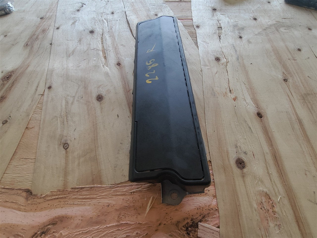 Used OEM 2016-2024 CAMARO DASH KNEE BAG TRIM RH PASSENGER BLACK, actual item photo 5