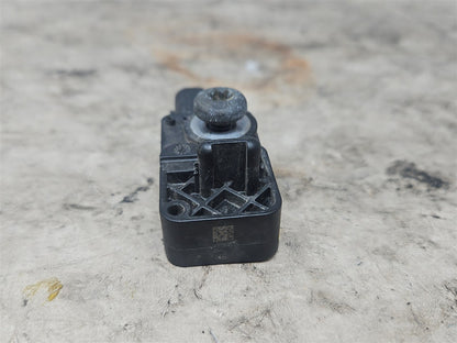 Used OEM 2016-2022 CAMARO CRASH SENSOR 13509729, actual item photo 2
