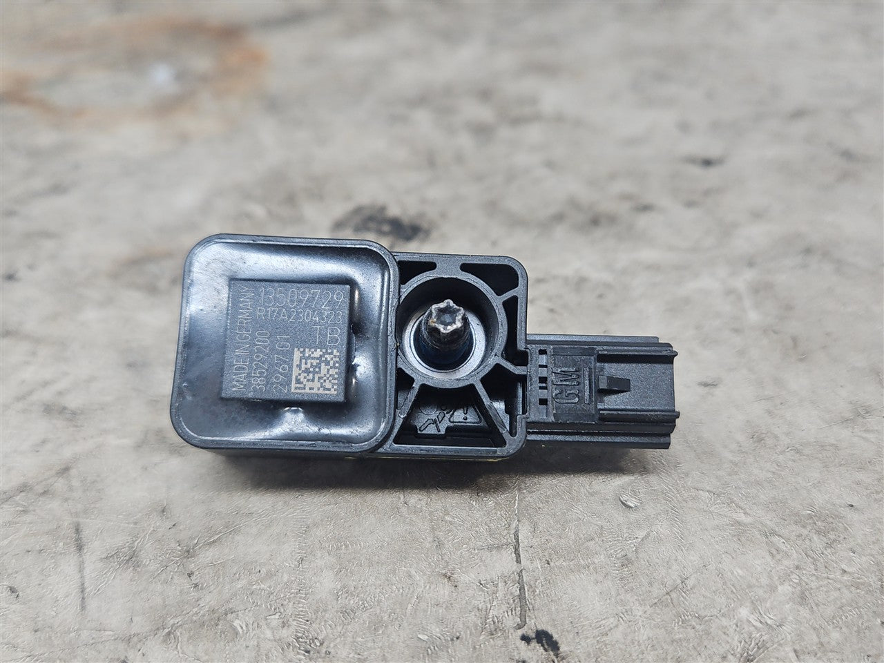 Used OEM 2016-2022 CAMARO CRASH SENSOR 13509729, actual item photo 6
