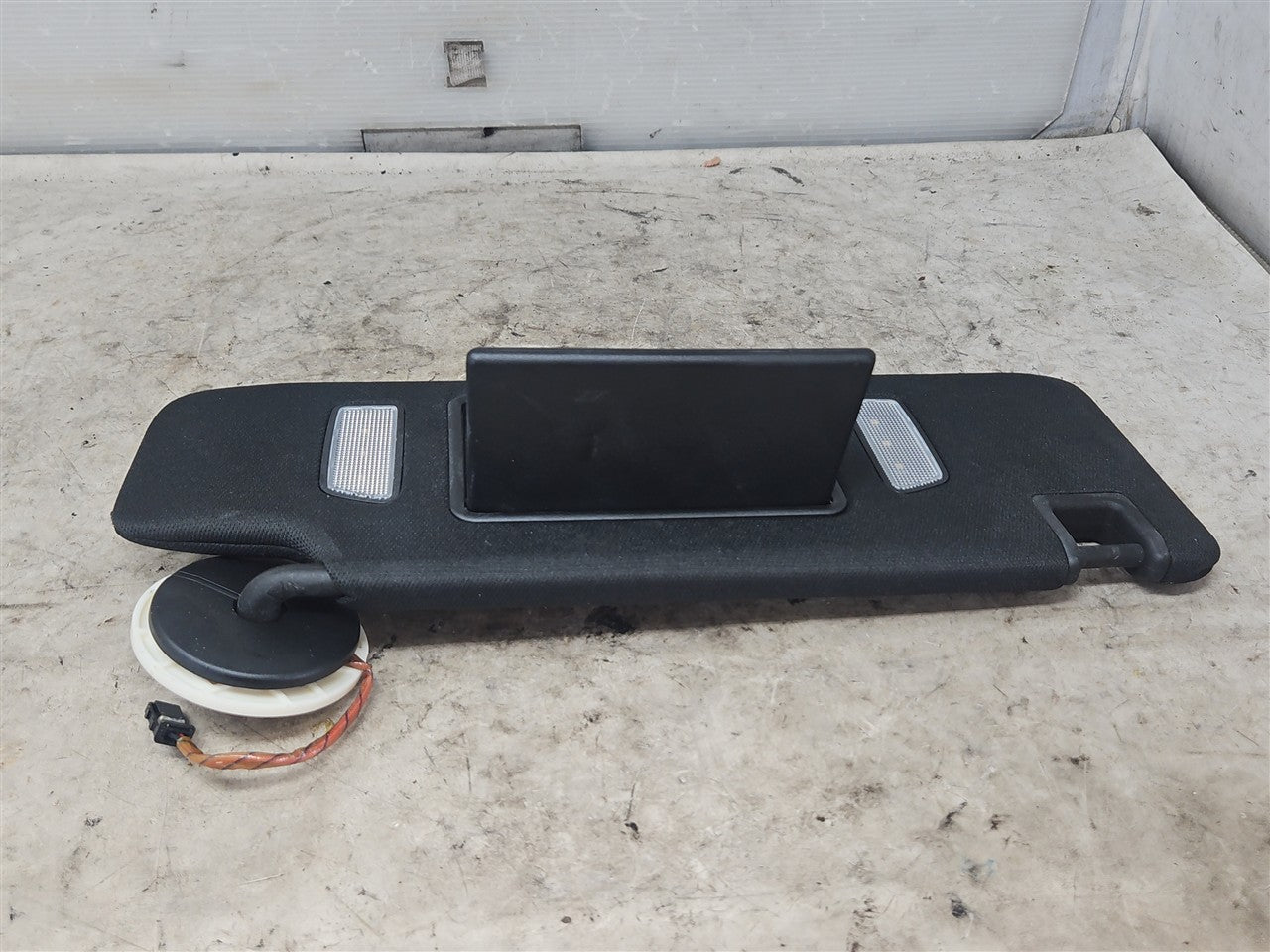 Used OEM 2016-2024 CAMARO SUN VISOR PASSENGER RH BLACK LIGHTED, actual item photo 6