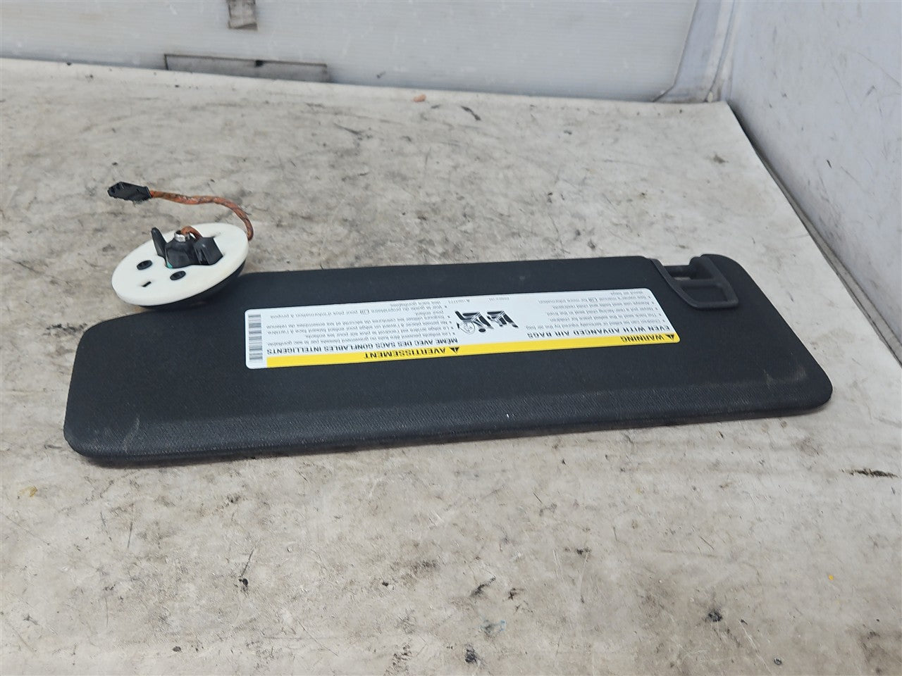 Used OEM 2016-2024 CAMARO SUN VISOR PASSENGER RH BLACK LIGHTED, actual item photo 12