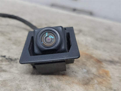 Used OEM 2018 CAMARO REAR VIEW BACKUP CAMERA 84299277, actual item photo 3