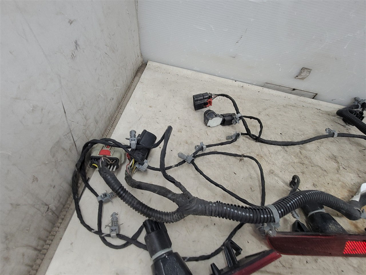 Used OEM 2019-2024 CAMARO REAR BUMPER WIRING HARNESS WITH PARK, actual item photo 4