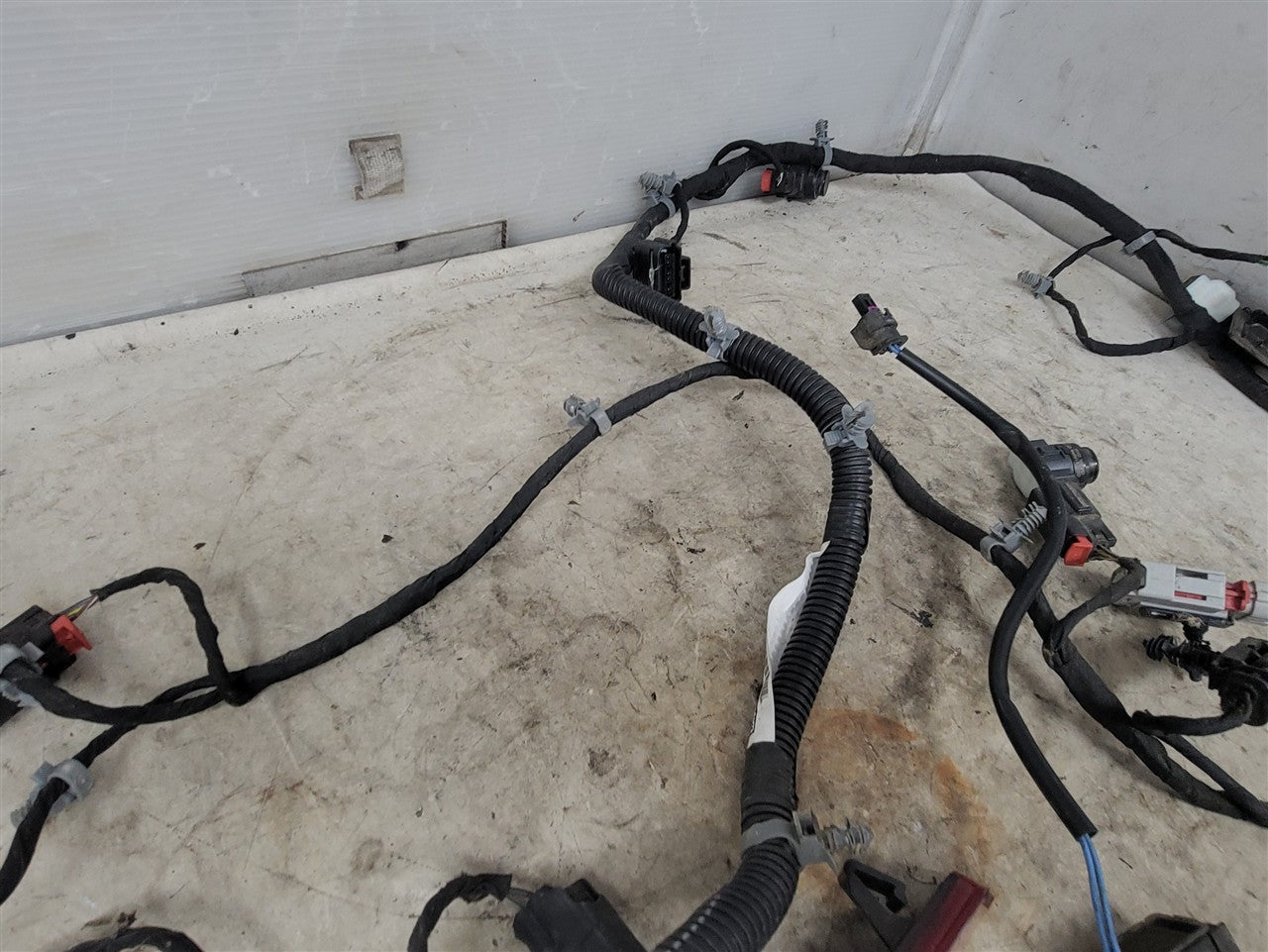 Used OEM 2019-2024 CAMARO REAR BUMPER WIRING HARNESS WITH PARK, actual item photo 6