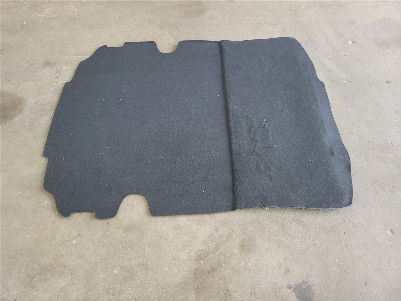 Used OEM 2016-2024 CAMARO COUPE REAR TRUNK FLOOR CARPET SPARE COVER, actual item photo 3