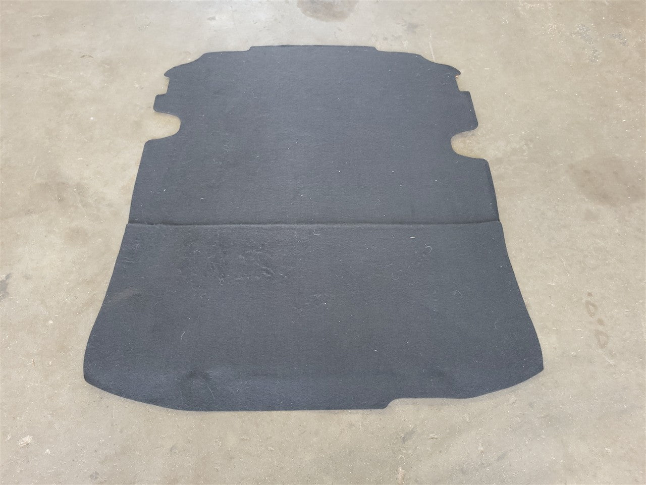 Used OEM 2016-2024 CAMARO COUPE REAR TRUNK FLOOR CARPET SPARE COVER, actual item photo 4