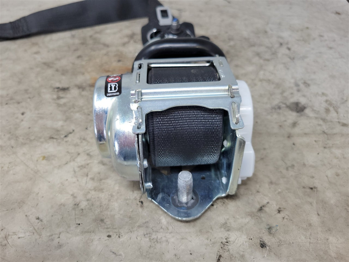 Used OEM 2022-2026 SIERRA SILVERADO FRONT DRIVER LH SEATBELT, actual item photo 4