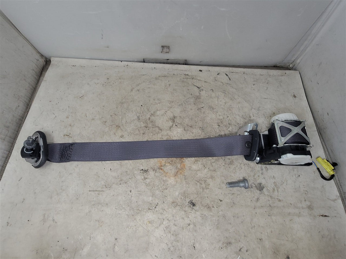 Used OEM 2022-2026 SIERRA SILVERADO FRONT PASSENGER RH SEATBELT, actual item photo 1