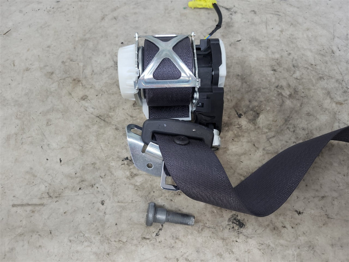 Used OEM 2022-2026 SIERRA SILVERADO FRONT PASSENGER RH SEATBELT, actual item photo 6