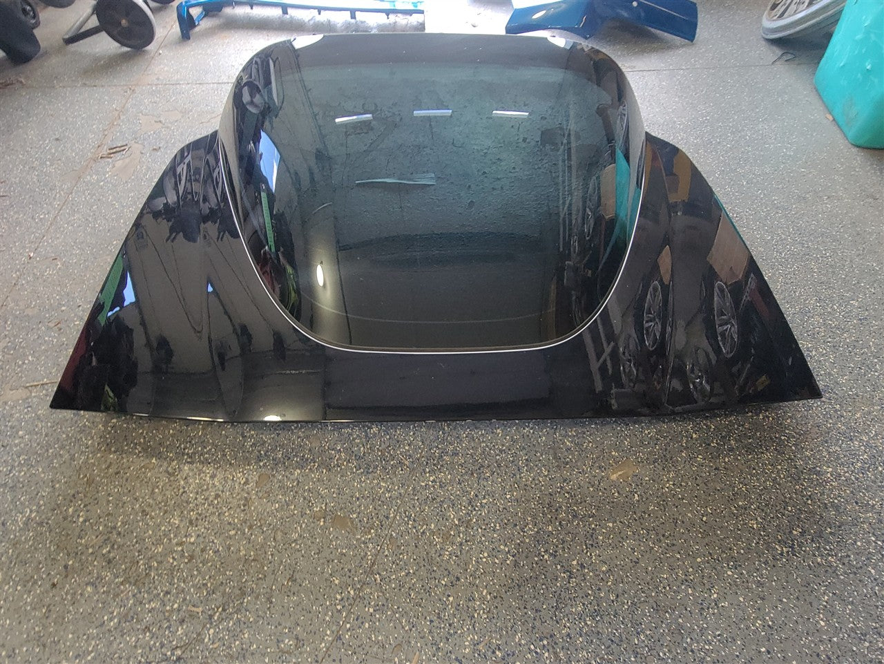 Used OEM 2005-2013 CORVETTE C6 REAR DECKLID WITH GLASS BLACK, actual item photo 2