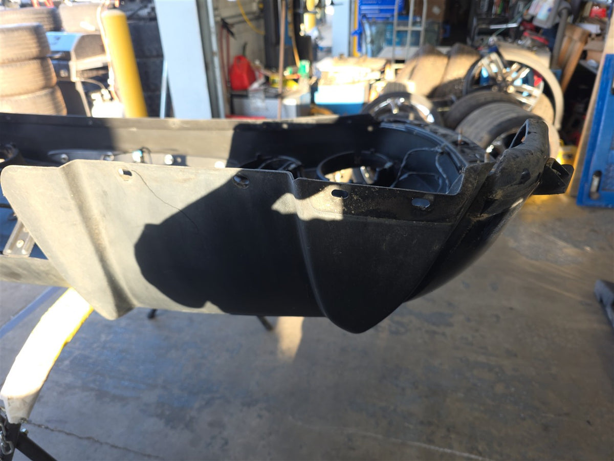 Used OEM 2005-2013 CORVETTE C6 REAR BUMPER ASSEMBLY WITH TAIL LIGHTS, actual item photo 30