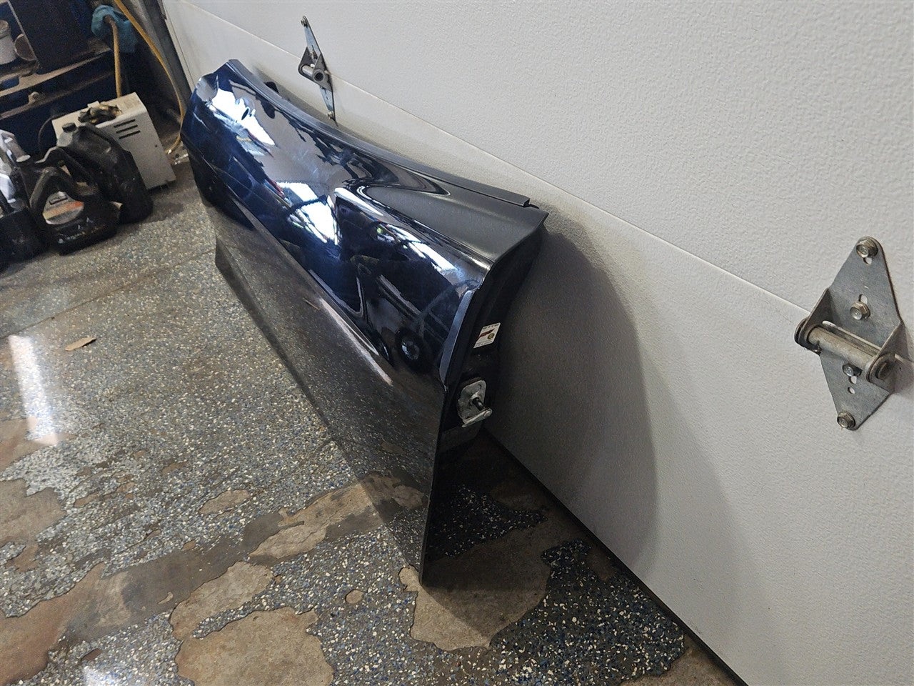 Used OEM 2005-2013 CORVETTE C6 OEM FRONT DOOR DRIVER LH BLACK NO, actual item photo 3