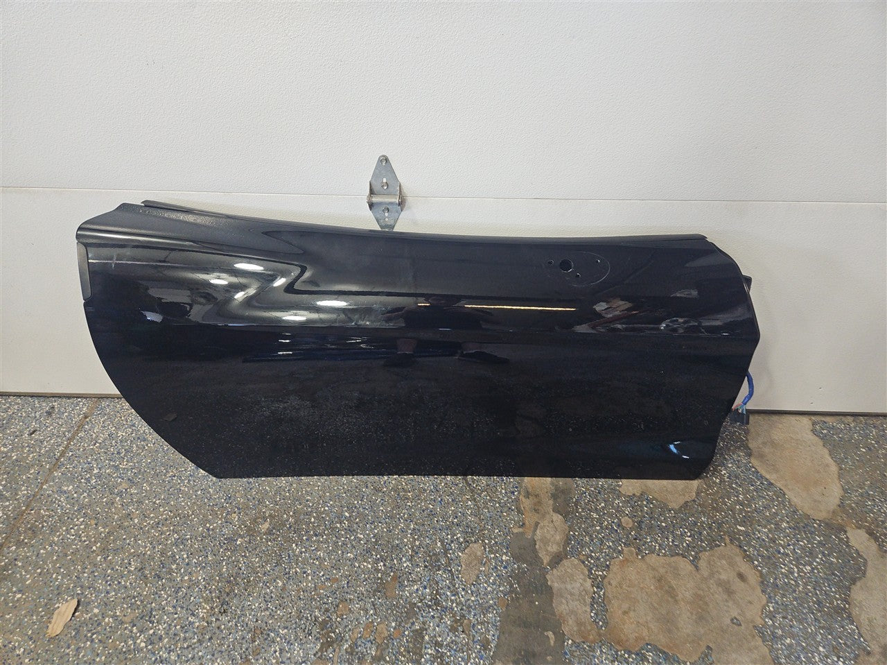 Used OEM 2005-2013 CORVETTE C6 FRONT DOOR PASSENGER RH BLACK NO GLASS, actual item photo 1