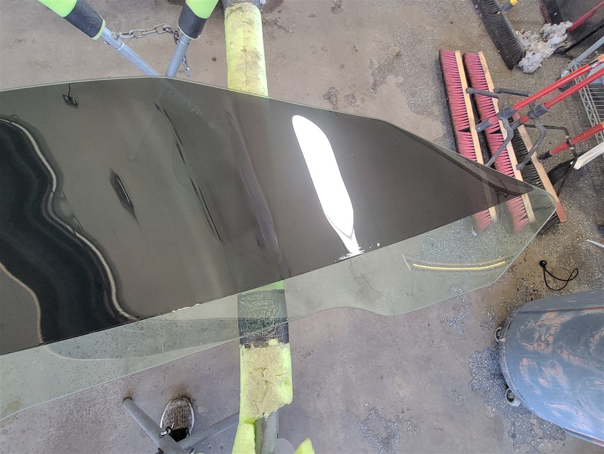 Used OEM 2005-2013 CORVETTE C6 OEM FRONT DOOR GLASS DRIVER LH COUPE, actual item photo 12