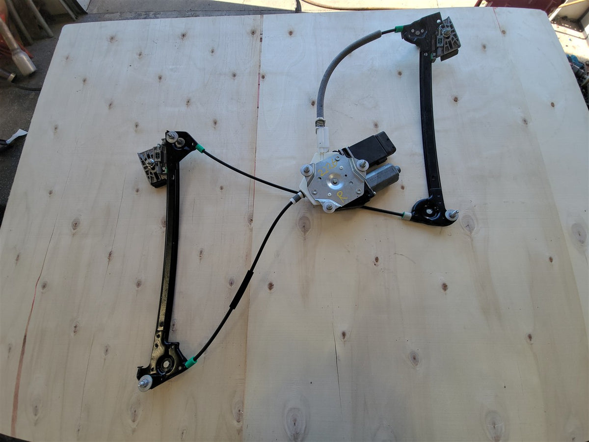 Used OEM 2005-2013 CORVETTE C6 OEM FRONT DOOR WINDOW MOTOR &, actual item photo 1
