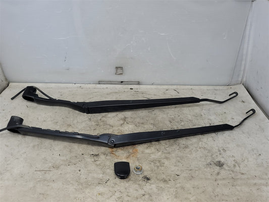 Used OEM 2011 CORVETTE WINDSHIELD WIPER ARMS PAIR LH RH BLACK, actual item photo 1