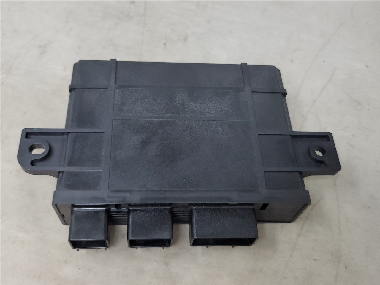 Used OEM 2010-2013 CORVETTE C6 KEYLESS ENTRY THEFT MODULE CENTER DASH, actual item photo 6