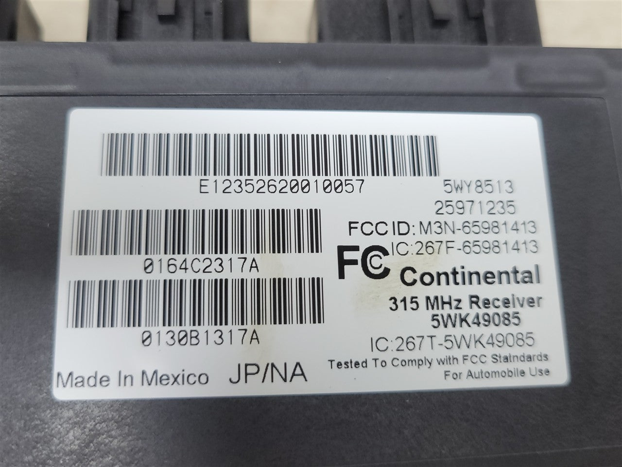 Used OEM 2010-2013 CORVETTE C6 KEYLESS ENTRY THEFT MODULE CENTER DASH, actual item photo 7