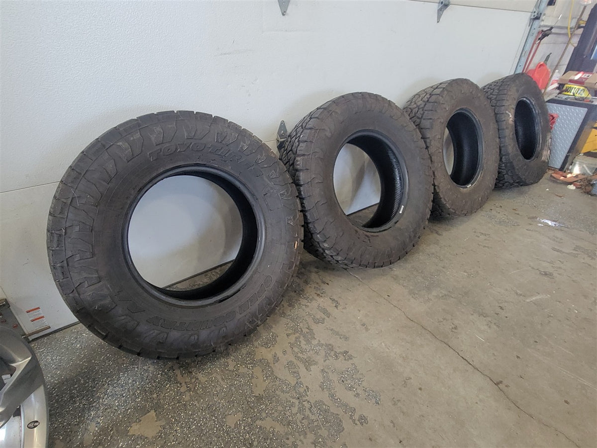 Used OEM TOYO OPEN COUNTRY A/T III 295/70R18 SET OF 4 TIRES 16/32, actual item photo 3