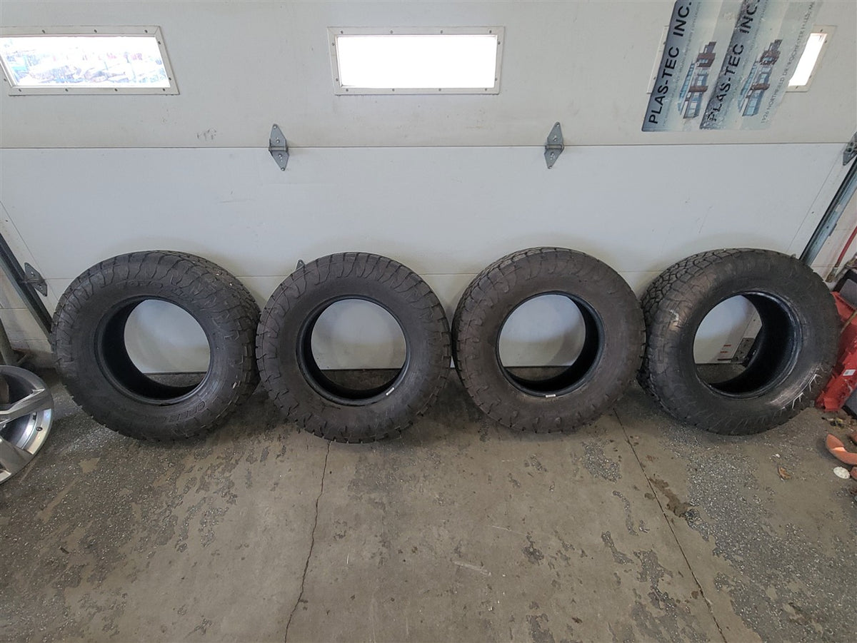 Used OEM TOYO OPEN COUNTRY A/T III 295/70R18 SET OF 4 TIRES 16/32, actual item photo 4