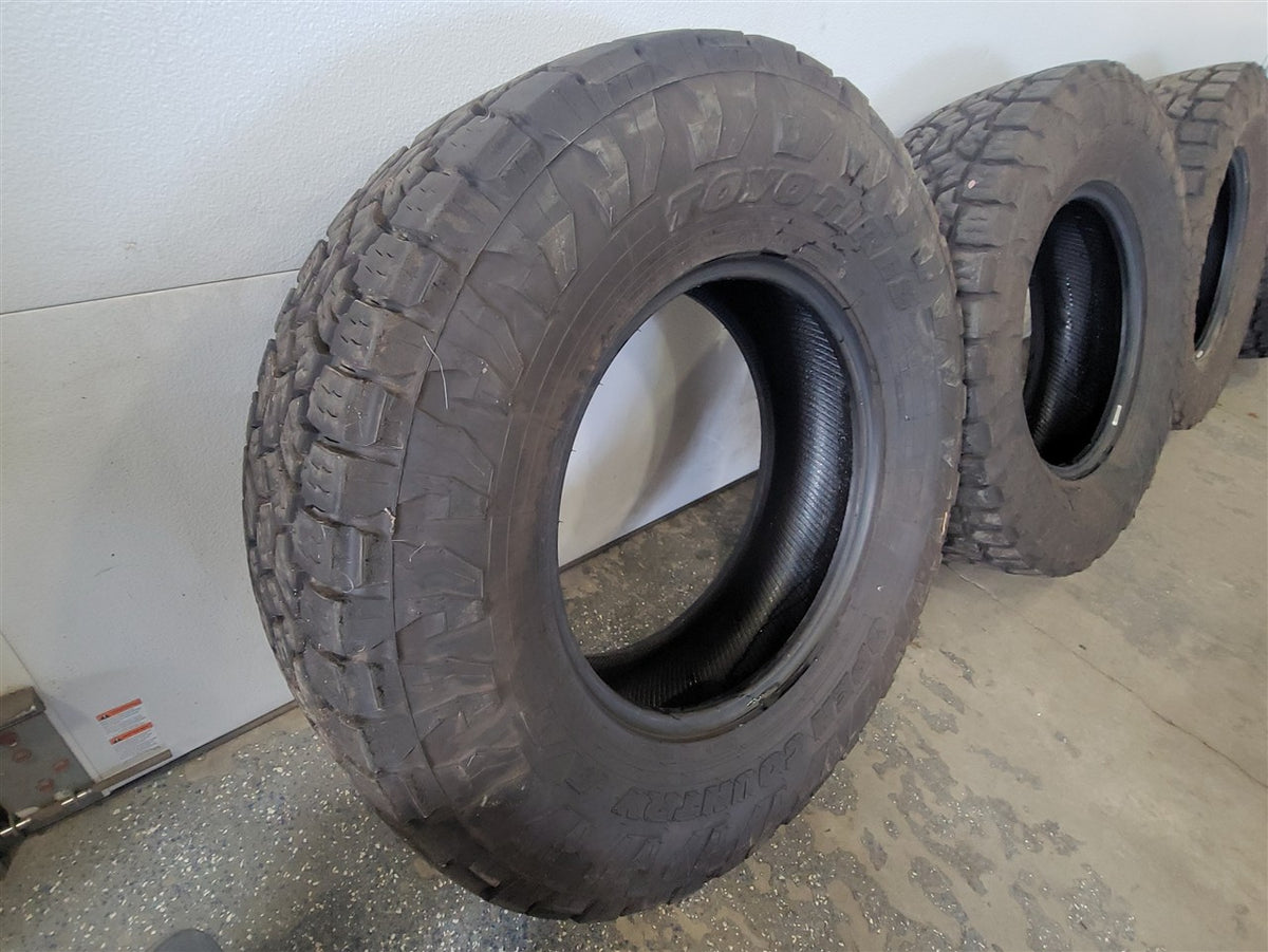Used OEM TOYO OPEN COUNTRY A/T III 295/70R18 SET OF 4 TIRES 16/32, actual item photo 6