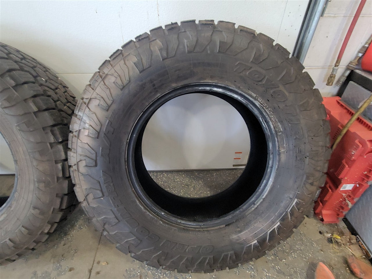 Used OEM TOYO OPEN COUNTRY A/T III 295/70R18 SET OF 4 TIRES 16/32, actual item photo 16