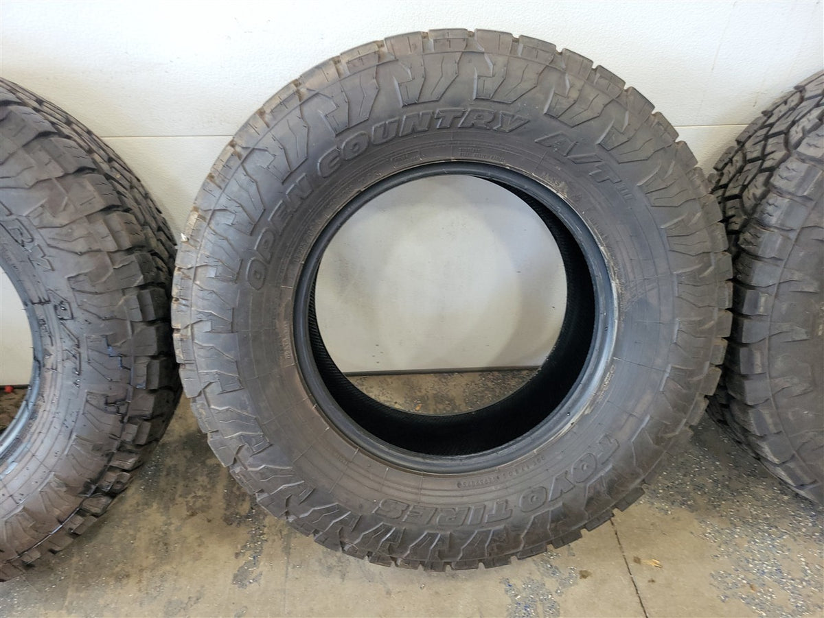 Used OEM TOYO OPEN COUNTRY A/T III 295/70R18 SET OF 4 TIRES 16/32, actual item photo 28