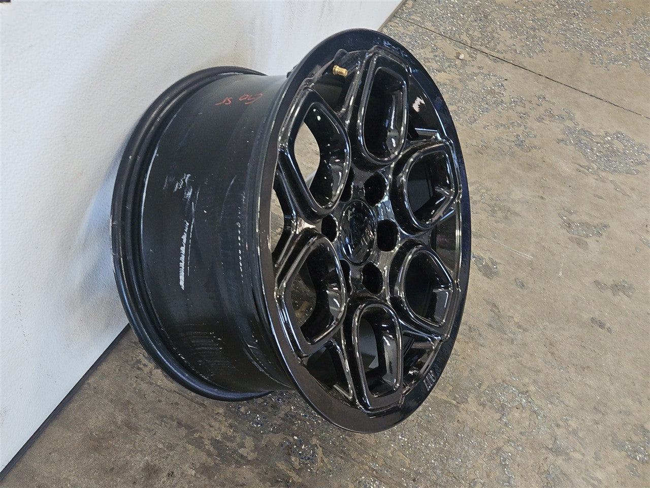 Used OEM 2022-2026 SIERRA SILVERADO SUBURBAN TAHOE 18X8 5 AEV BISON, actual item photo 2