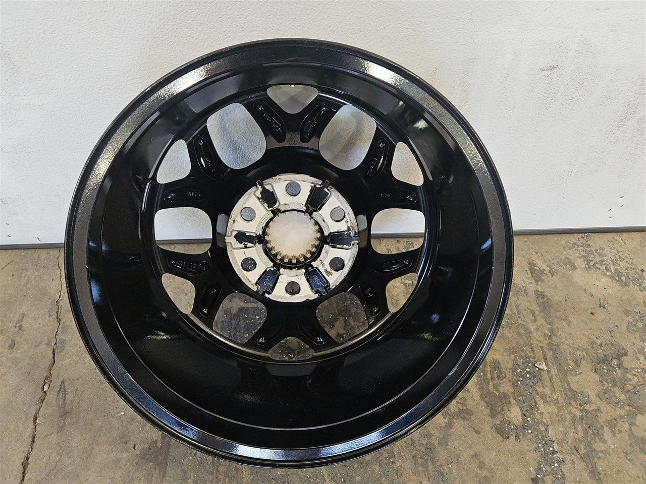 Used OEM 2022-2026 SIERRA SILVERADO SUBURBAN TAHOE 18X8 5 AEV BISON, actual item photo 11