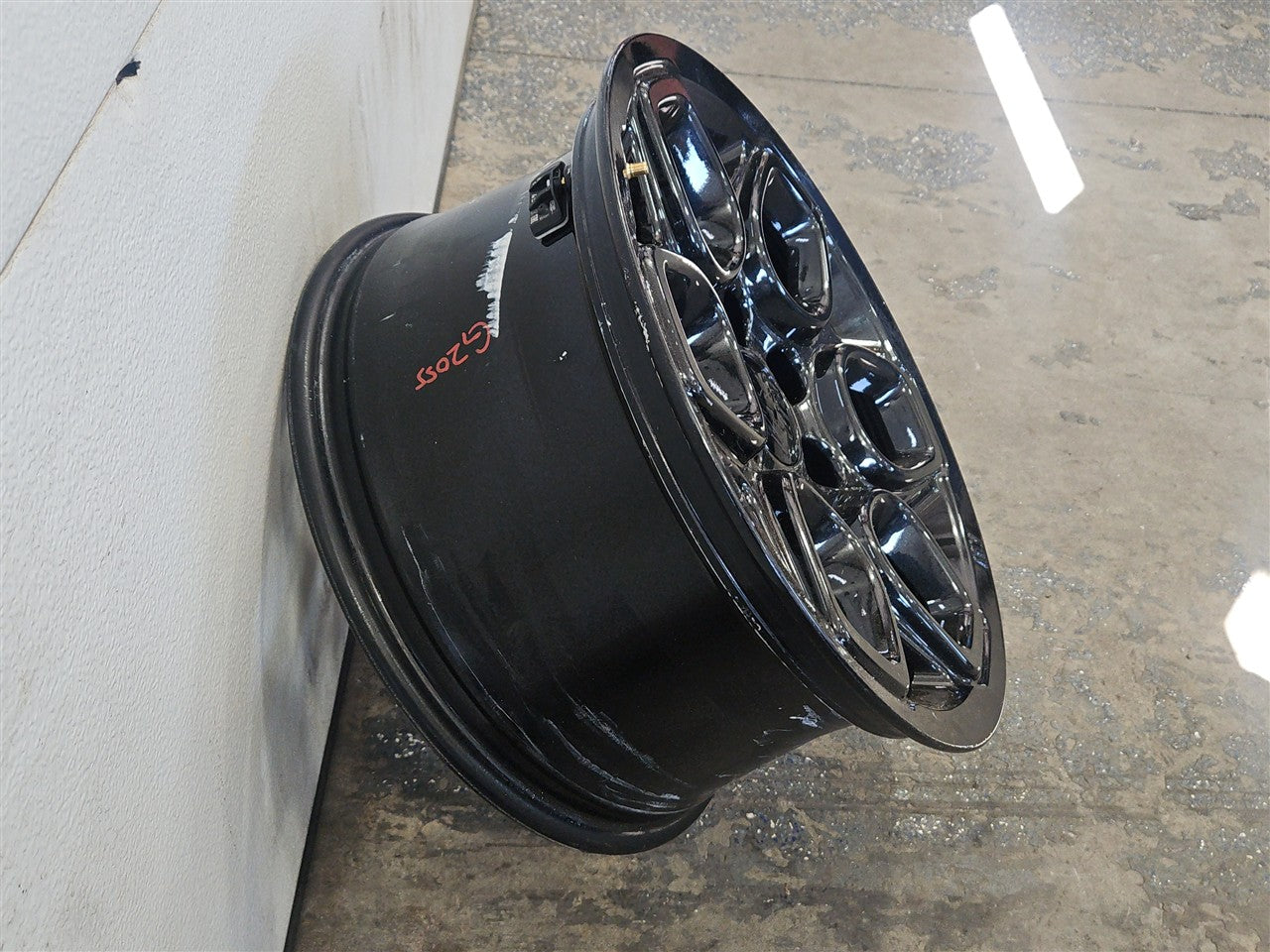 Used OEM 2022-2026 SIERRA SILVERADO SUBURBAN TAHOE 18X8 5 AEV BISON, actual item photo 3