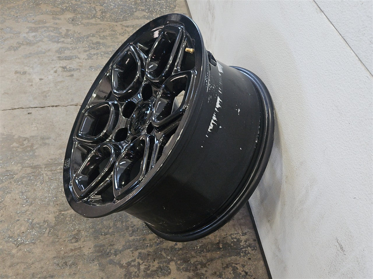 Used OEM 2022-2026 SIERRA SILVERADO SUBURBAN TAHOE 18X8 5 AEV BISON, actual item photo 5