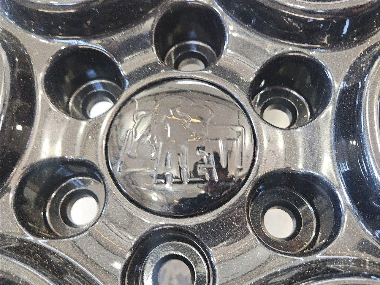 Used OEM 2022-2026 SIERRA SILVERADO SUBURBAN TAHOE 18X8 5 AEV BISON, actual item photo 9