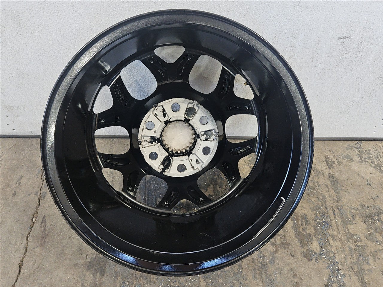 Used OEM 2022-2026 SIERRA SILVERADO SUBURBAN TAHOE 18X8 5 AEV BISON, actual item photo 11
