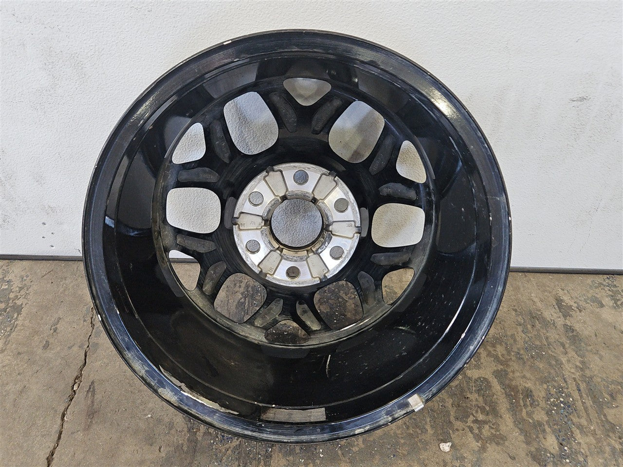 Used OEM 2022-2026 SIERRA SILVERADO 18X8 5 AEV BISON BLACK WHEEL, actual item photo 18