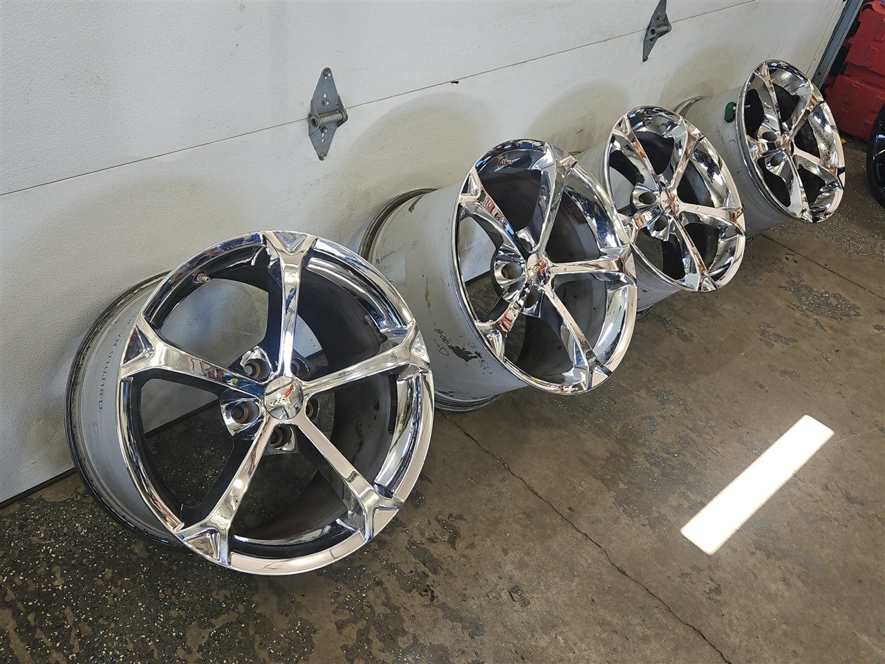 Used OEM 2010-2013 CORVETTE C6 GRAND SPORT OEM WHEELS CHROME 18X9 5, actual item photo 2