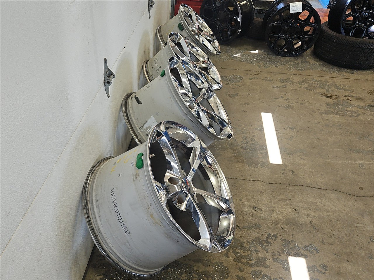 Used OEM 2010-2013 CORVETTE C6 GRAND SPORT OEM WHEELS CHROME 18X9 5, actual item photo 3