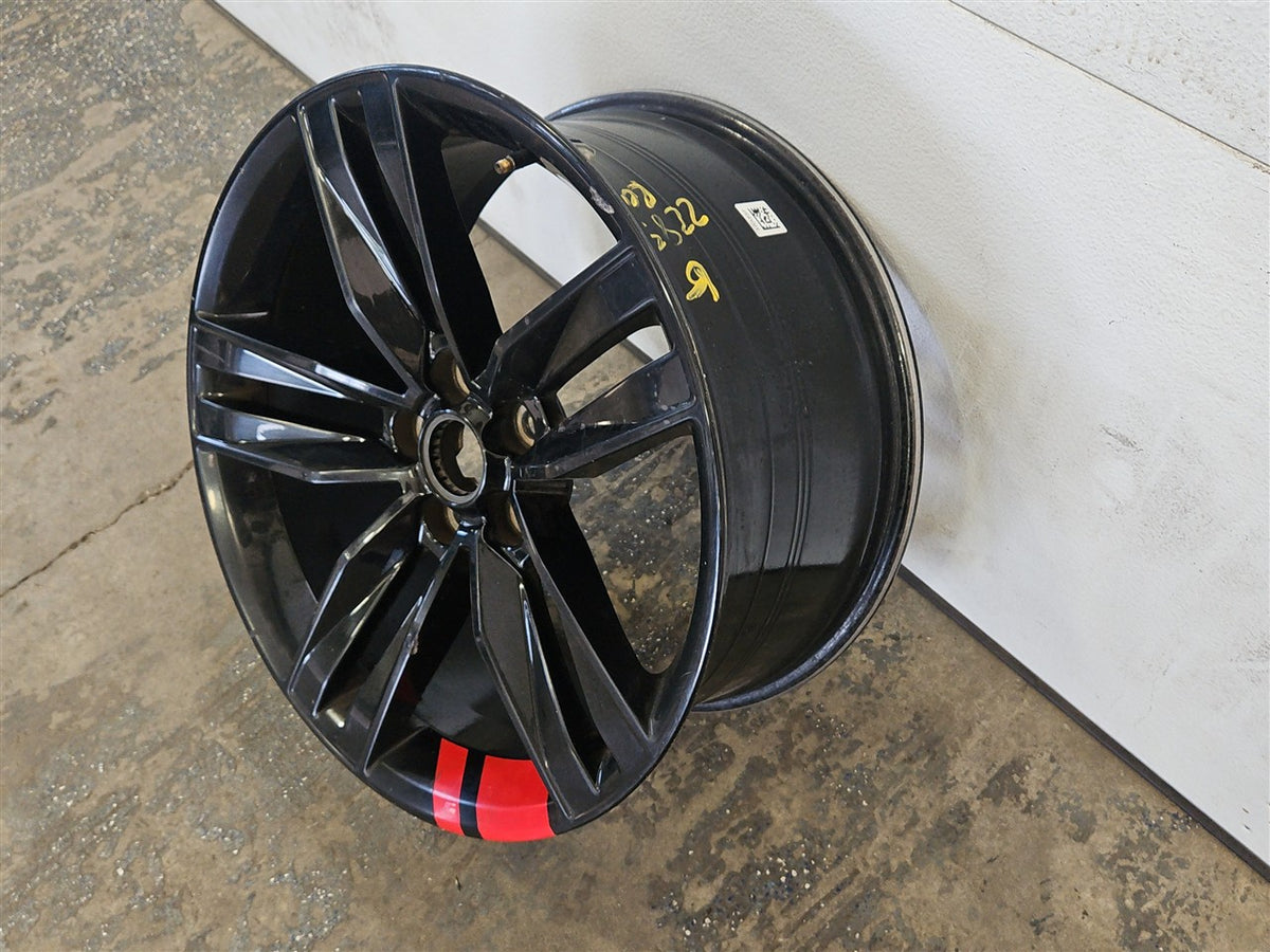 Used OEM 2016-2024 CAMARO 20 INCH REAR WHEEL 20X9 5 BLACK WITH RED, actual item photo 4
