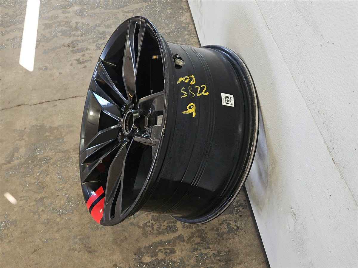 Used OEM 2016-2024 CAMARO 20 INCH REAR WHEEL 20X9 5 BLACK WITH RED, actual item photo 5